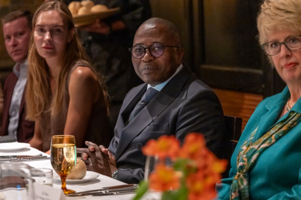 L'Ambassadeur Ibrahima Touré échange avec des dirigeants d'entreprises américaines