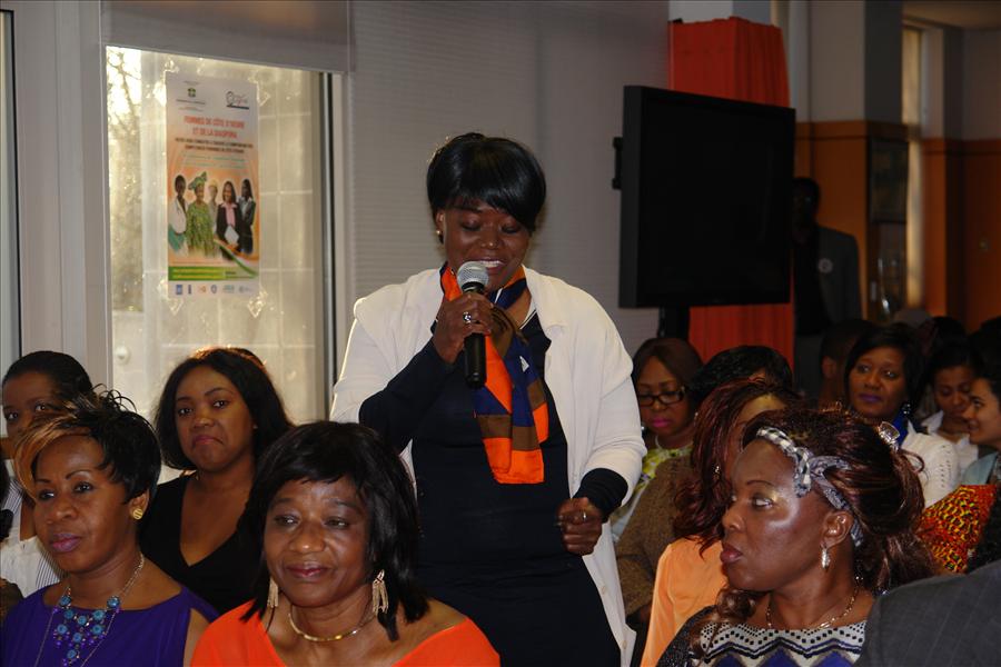 Jeanne Peuhmond instruit les Ivoiriennes de la diaspora des Etats-Unis