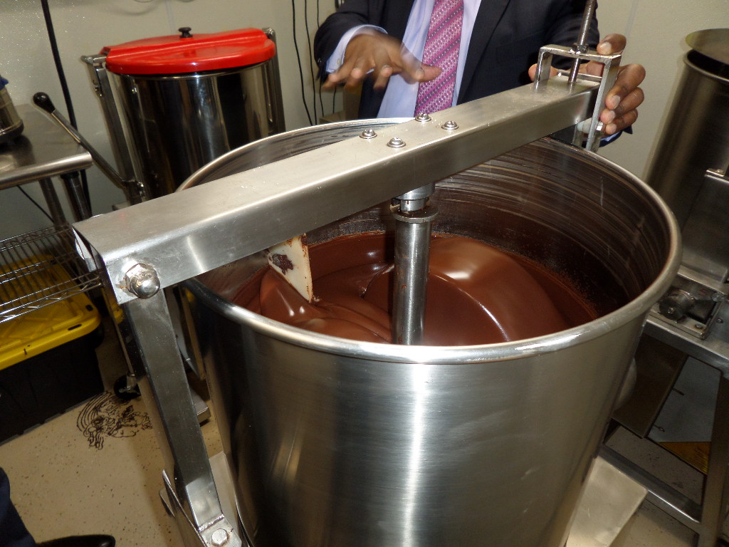 Signature d`un protocole d`accord entre United for Africa et Spagnvola Chocolatiers ,ce vendredi 31 juillet 2015