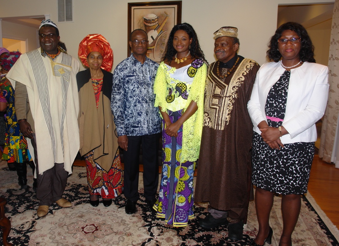 Washington  DC : 30 Américains ayant retrouvé leur origine ivoirienne, reçus par l’Ambassadeur  Daouda Diabaté