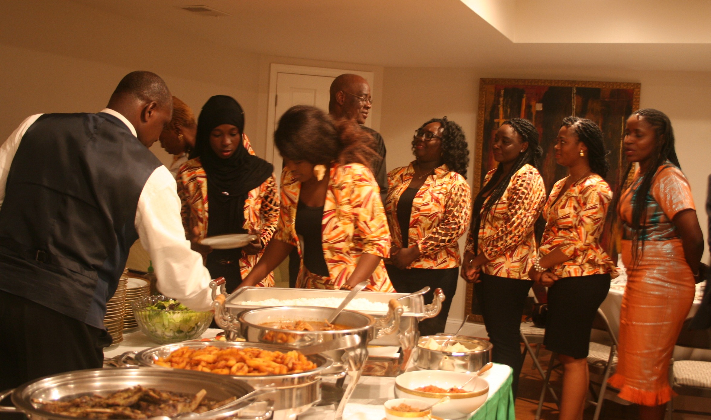 YALI 2018 : SEM Mamadou Haidara  a reçu à dîner 17 jeunes leaders Ivoiriens du Mandela Washington Fellowship