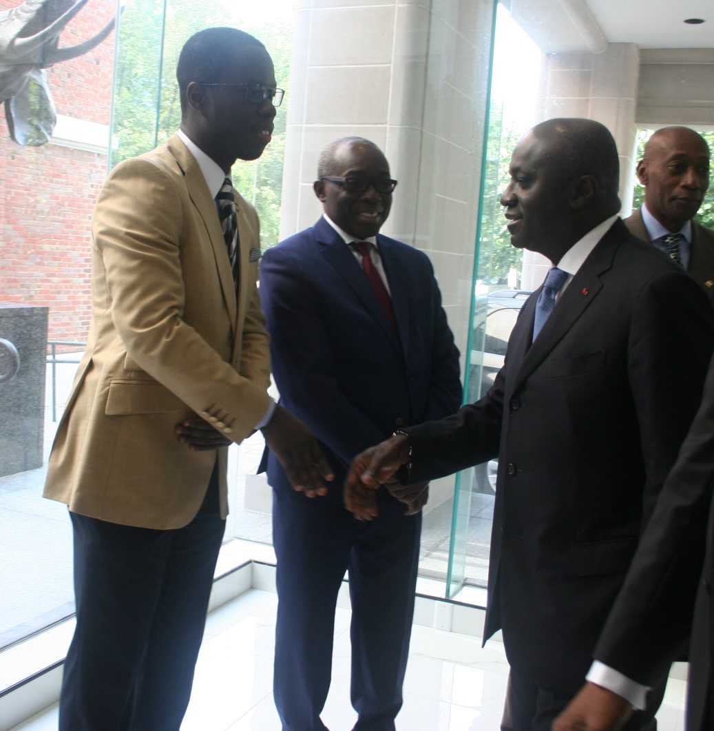 Washington , DC : Le Ministre Marcel Amon –Tanoh visite  l'ambassade 