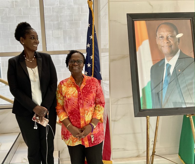 Retour en images su la montée du drapeau à l’occasion du 63ème anniversaire de l’Indépendance de la Côte d’Ivoire.